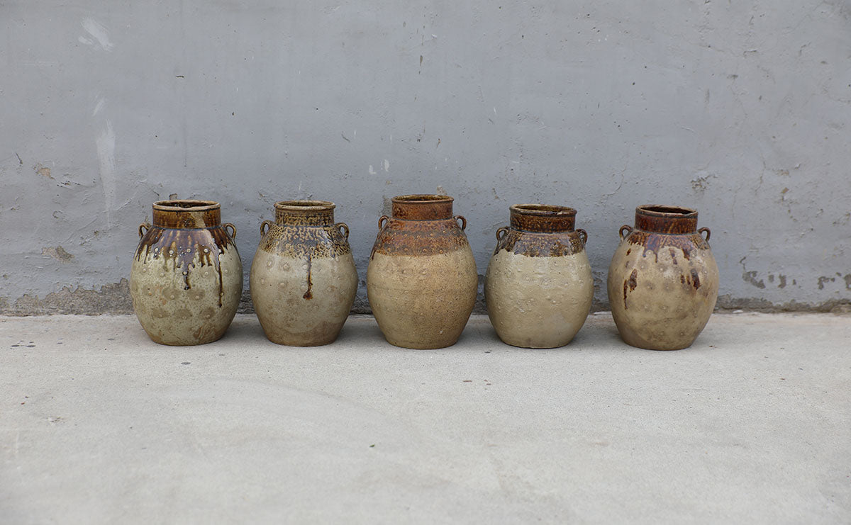 Chinese pots