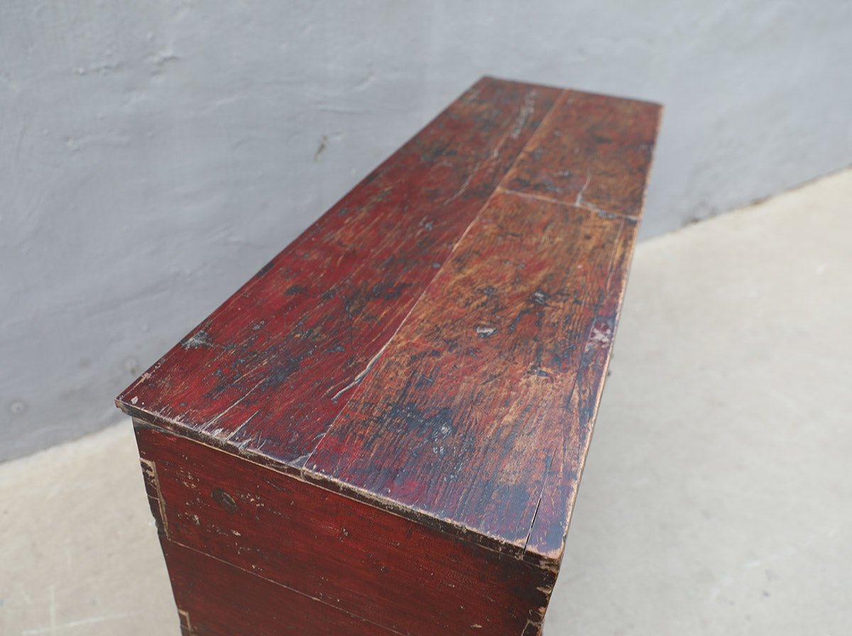 Antique dresser – image 2