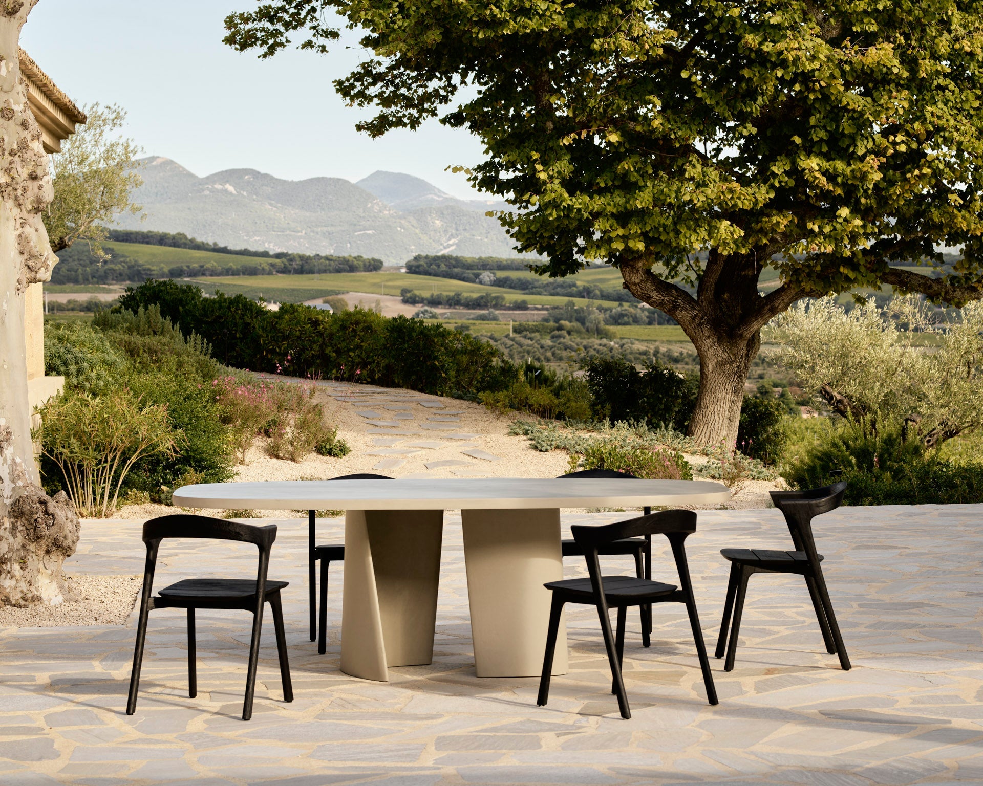 Ethnicraft | Canyon outdoor dining table | 230x115cm