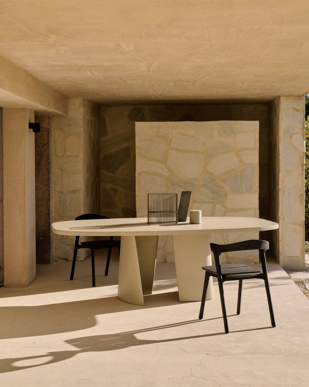 Ethnicraft | Canyon outdoor dining table | 230x115cm