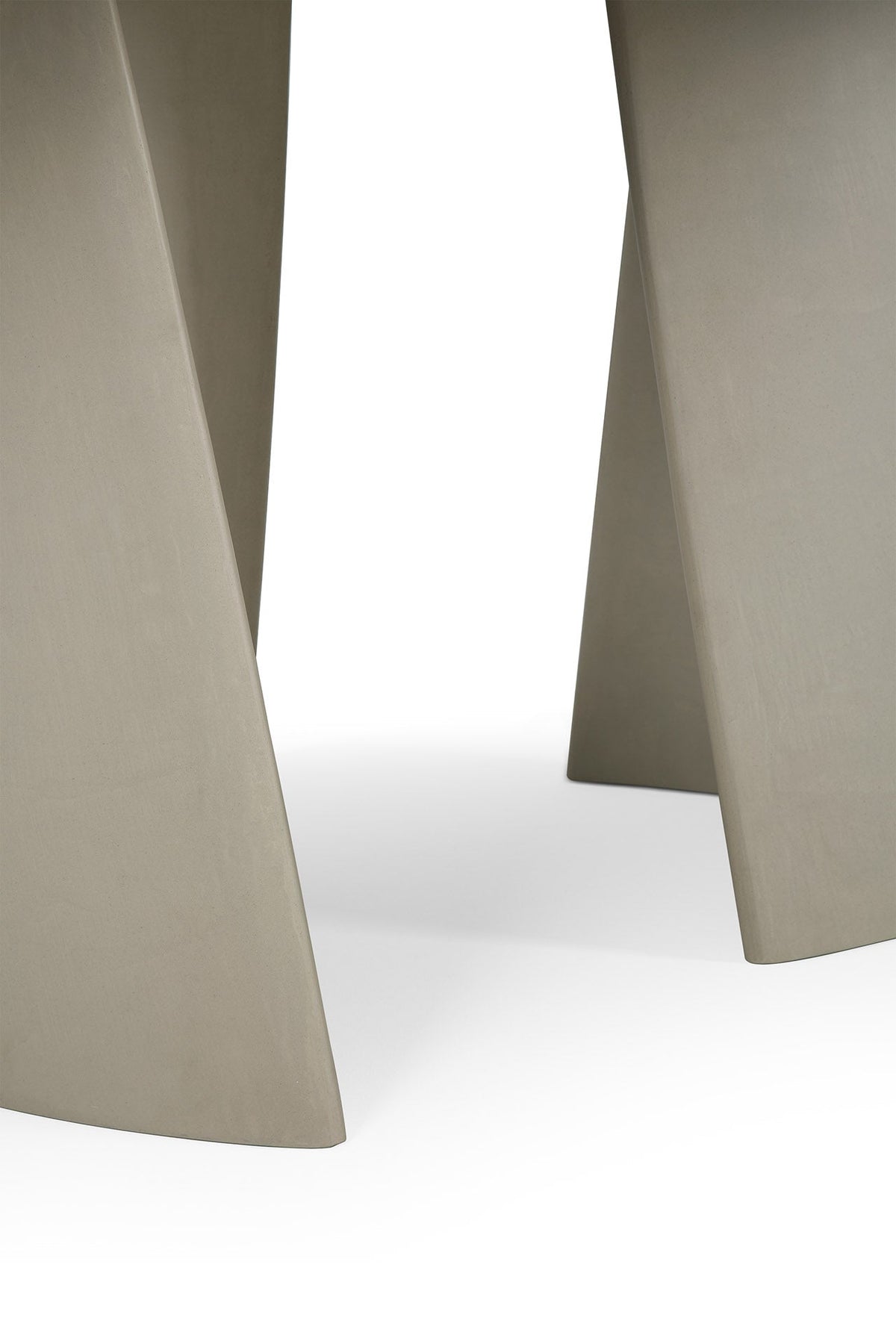 Ethnicraft | Canyon outdoor dining table | 230x115cm