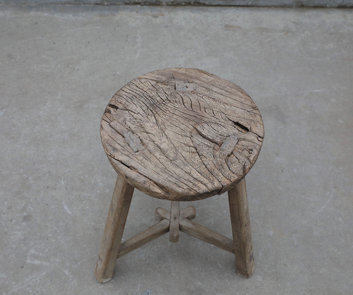 Stool – image 2