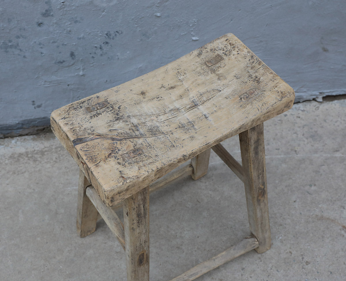 Stool – image 2