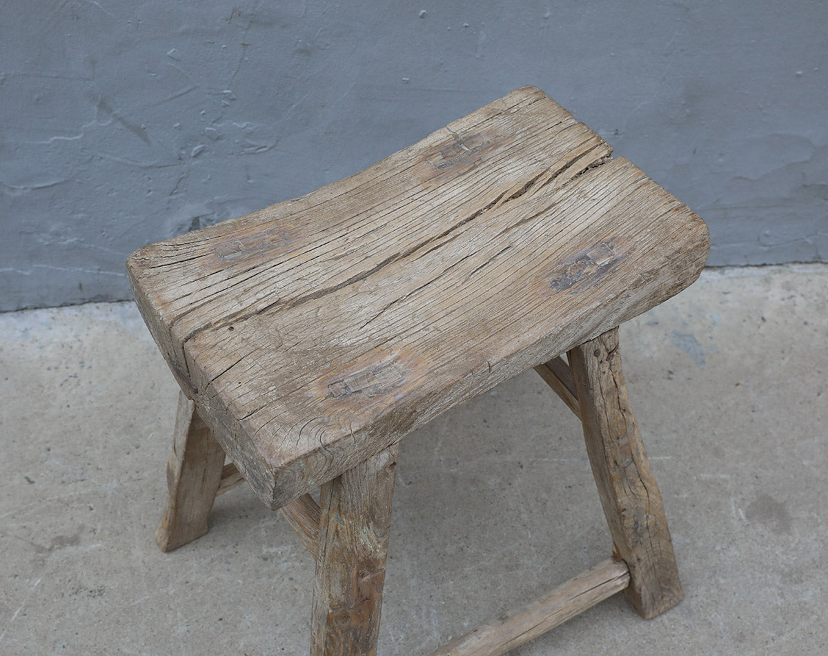 Stool – image 2