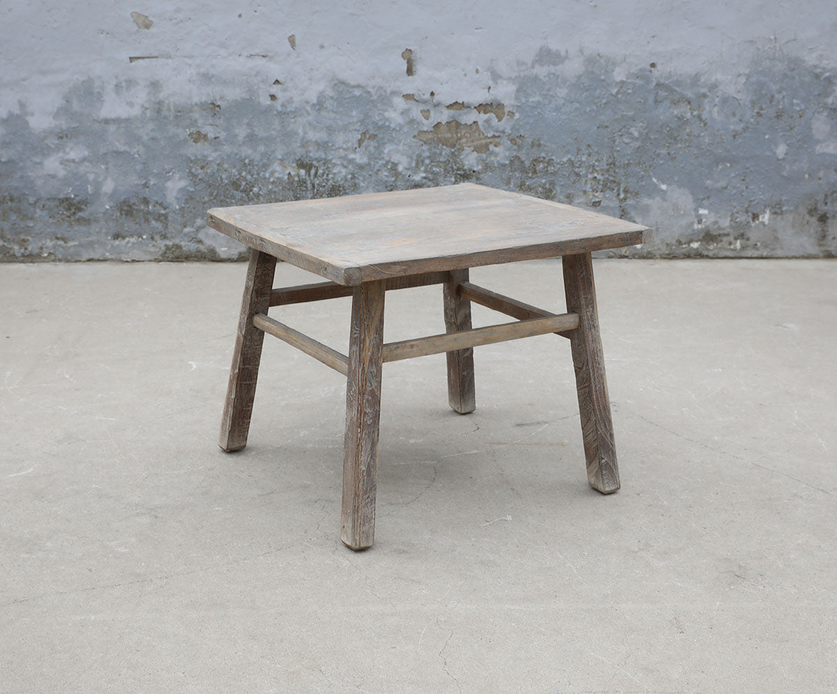 Wooden table – image 2