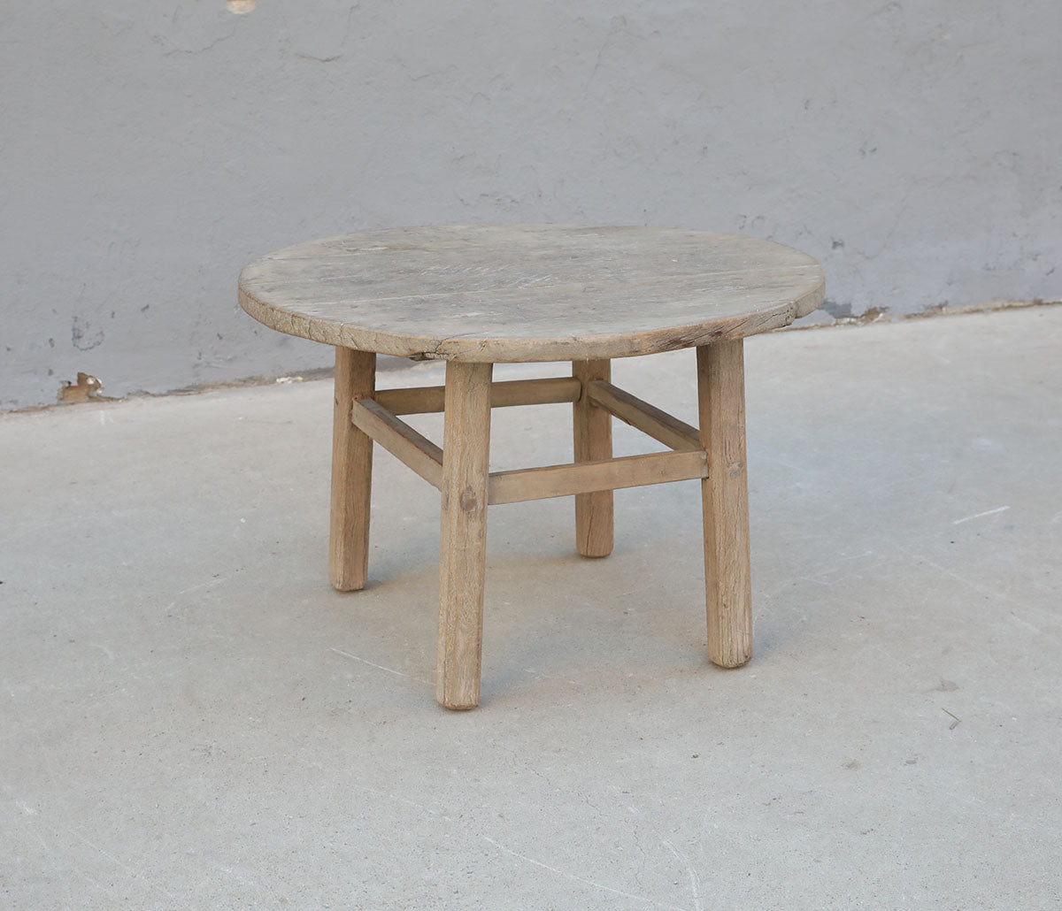 Wooden table – image 2