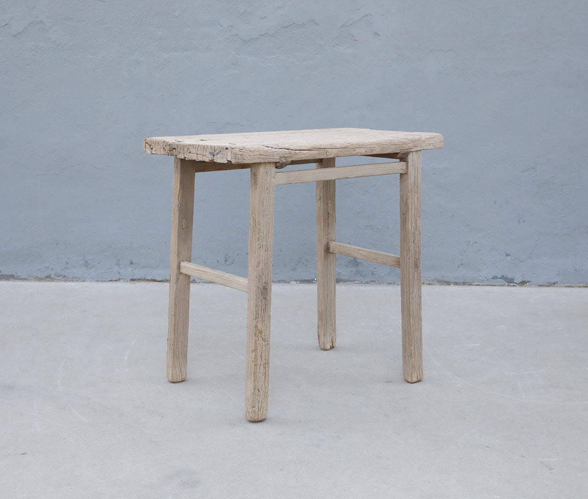 Wooden table – image 2