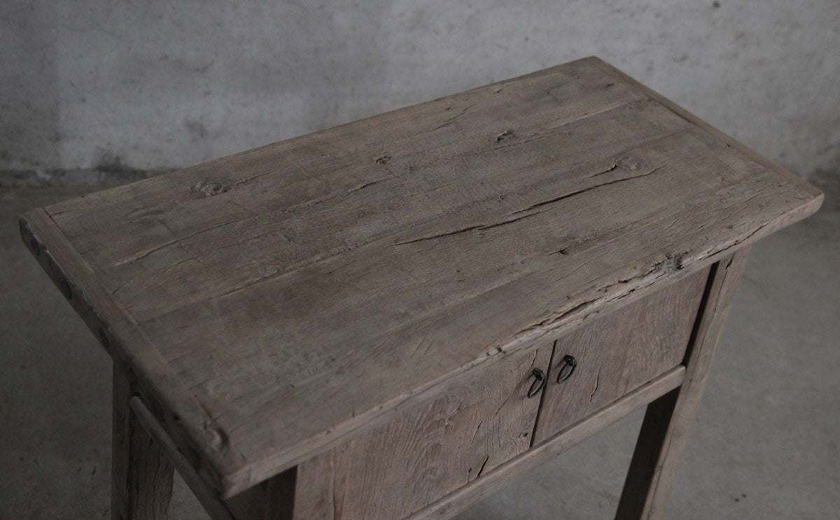Wall table 2 doors – image 2