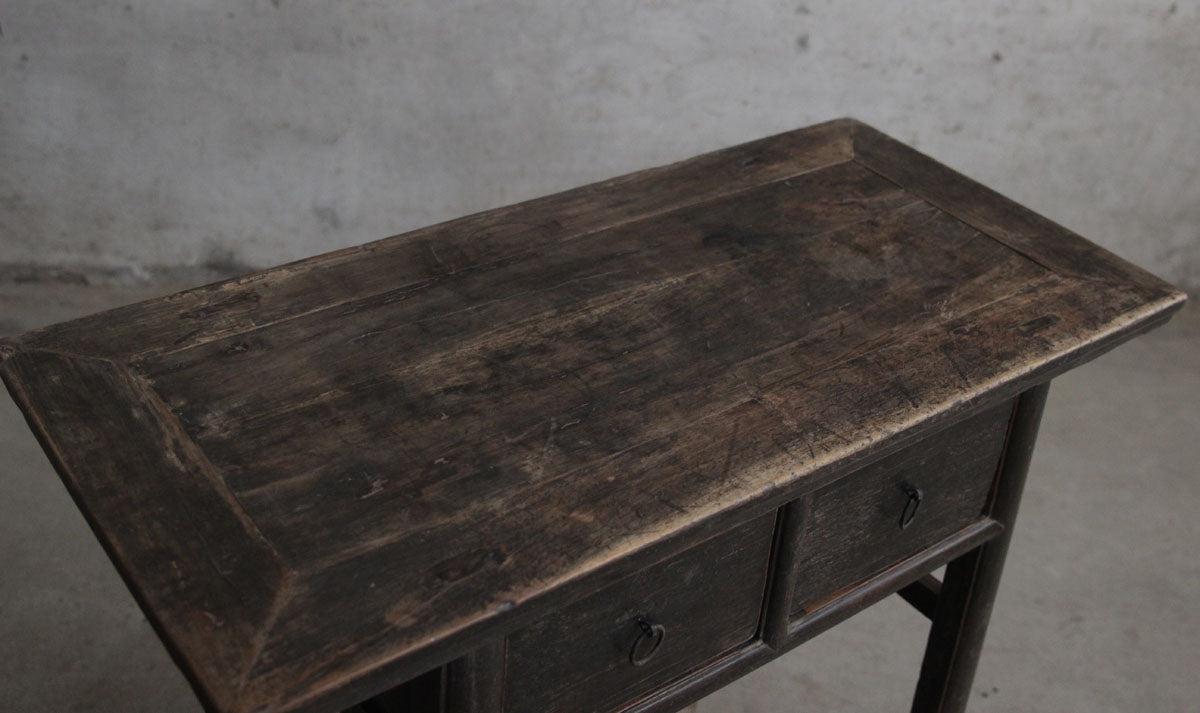 Desk – image 2