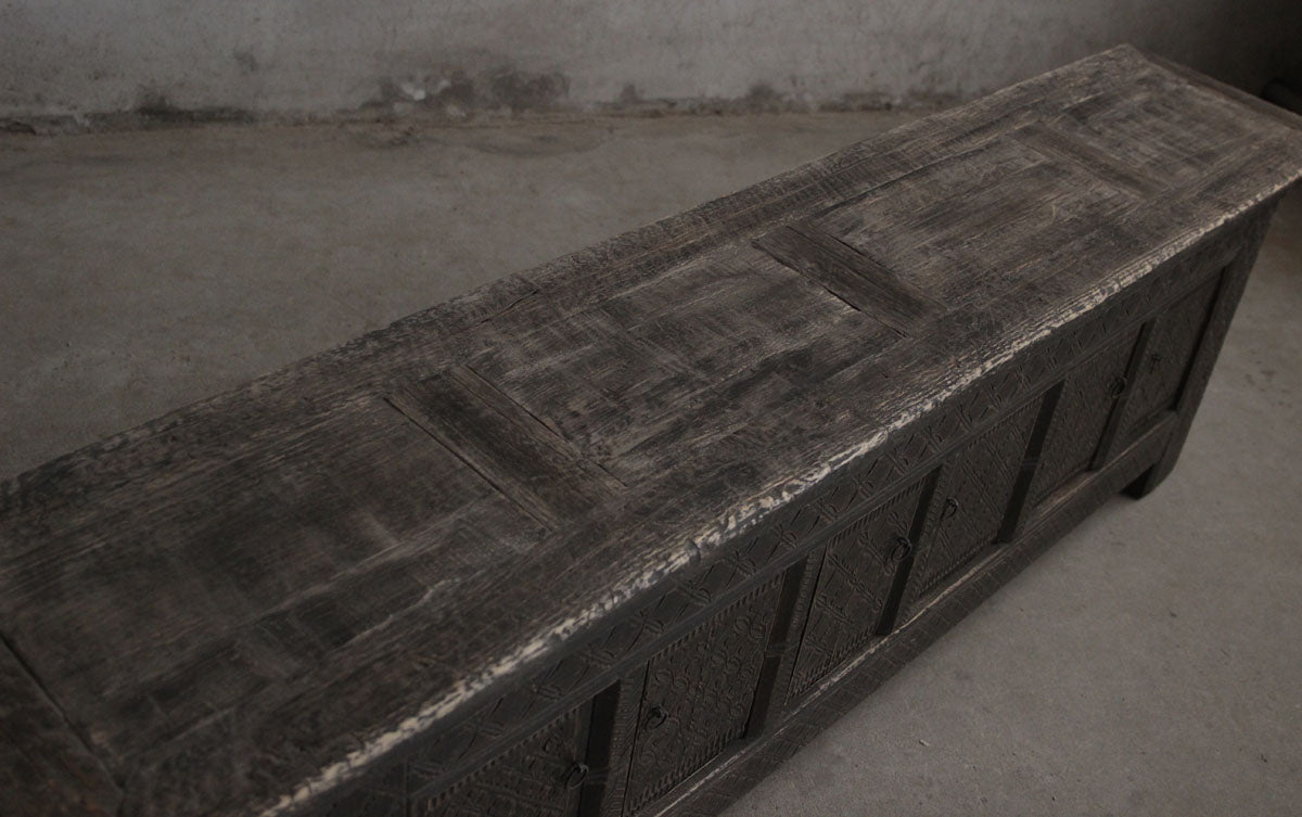 Antique TV cabinet – image 2