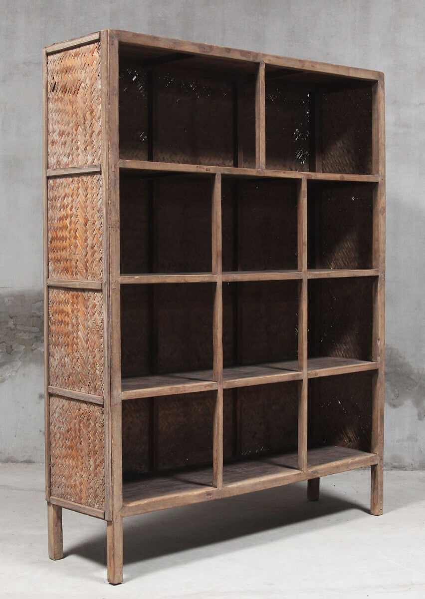 Cabinet reed