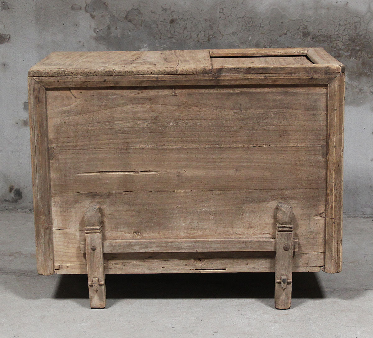 Chest – image 2