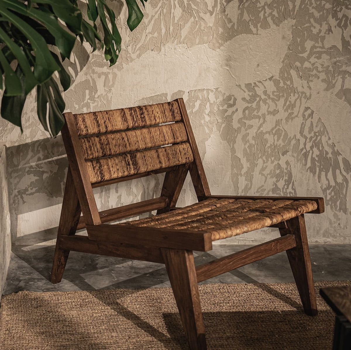 Bassa Lounge Chair