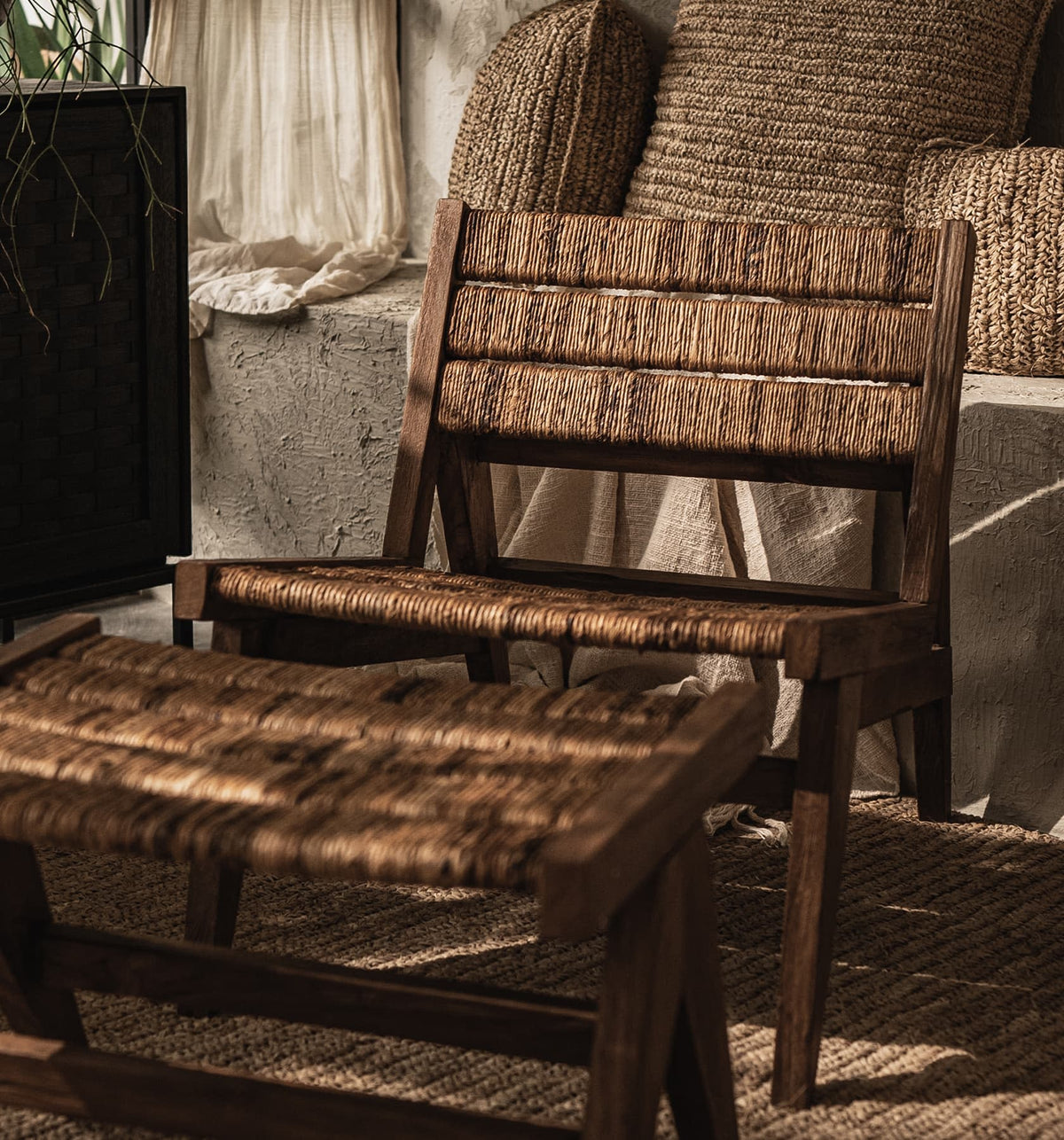 Bassa Lounge Chair