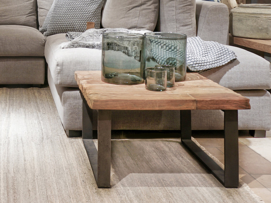 STOER Chunky corner table 60