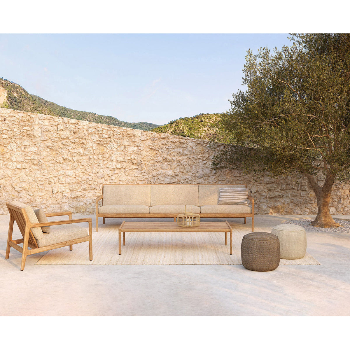 Ethnicraft | Jack outdoor lounge chair | 3+ Seater | Natural
