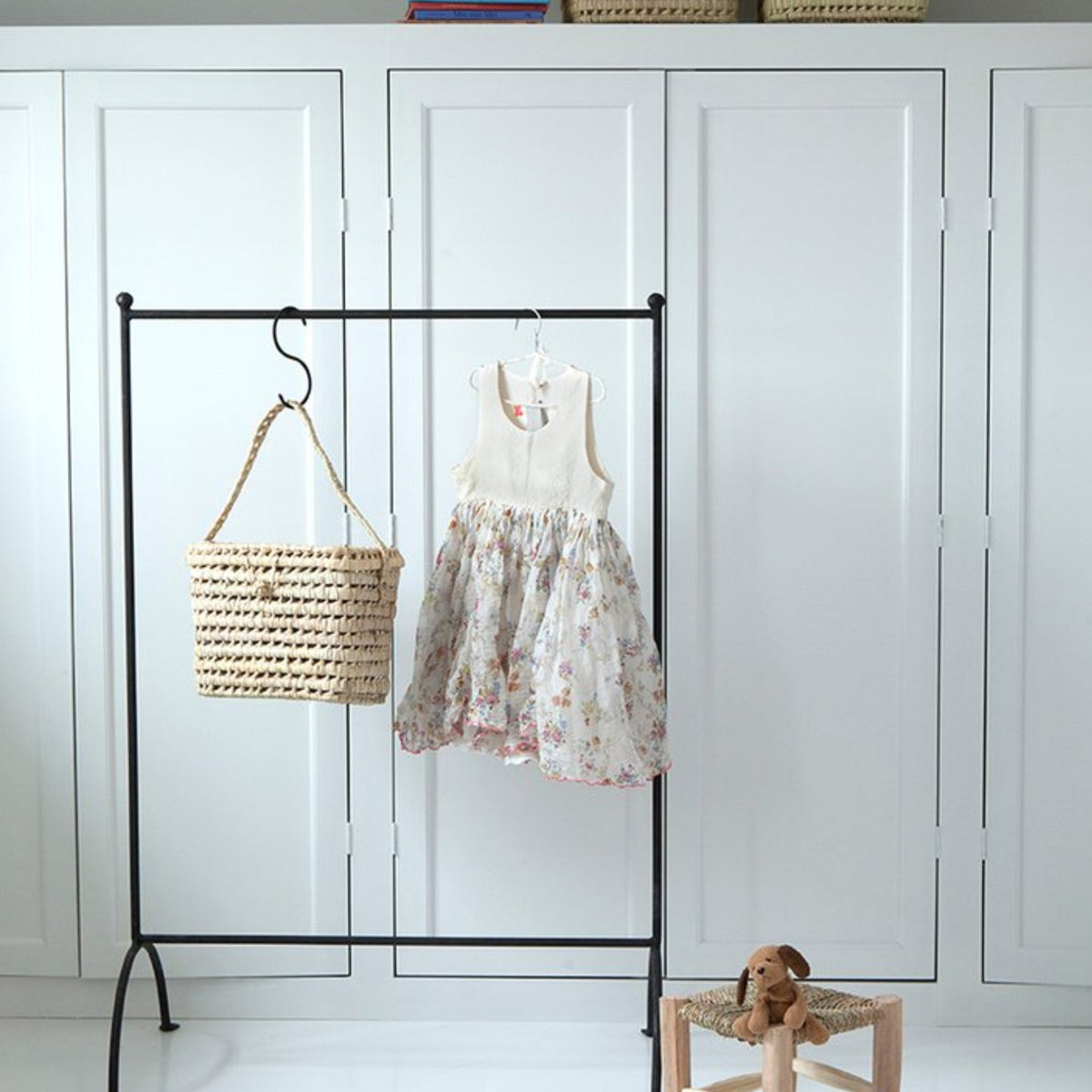 Iron Rail Black | 80x115cm