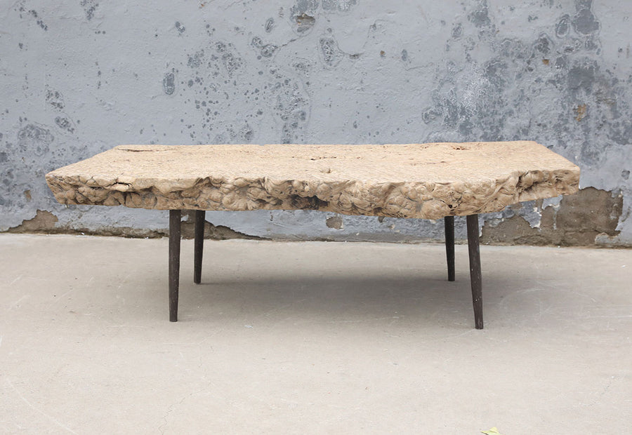 Coffee table pointed leg