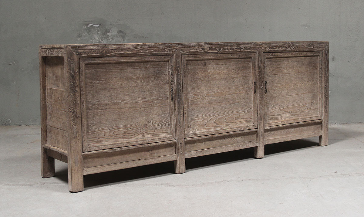 Sideboard 3 doors – image 2