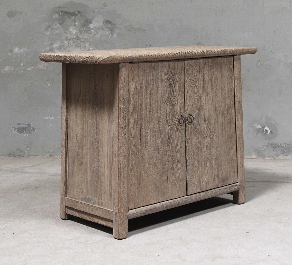 Cabinet 2 doors – image 2