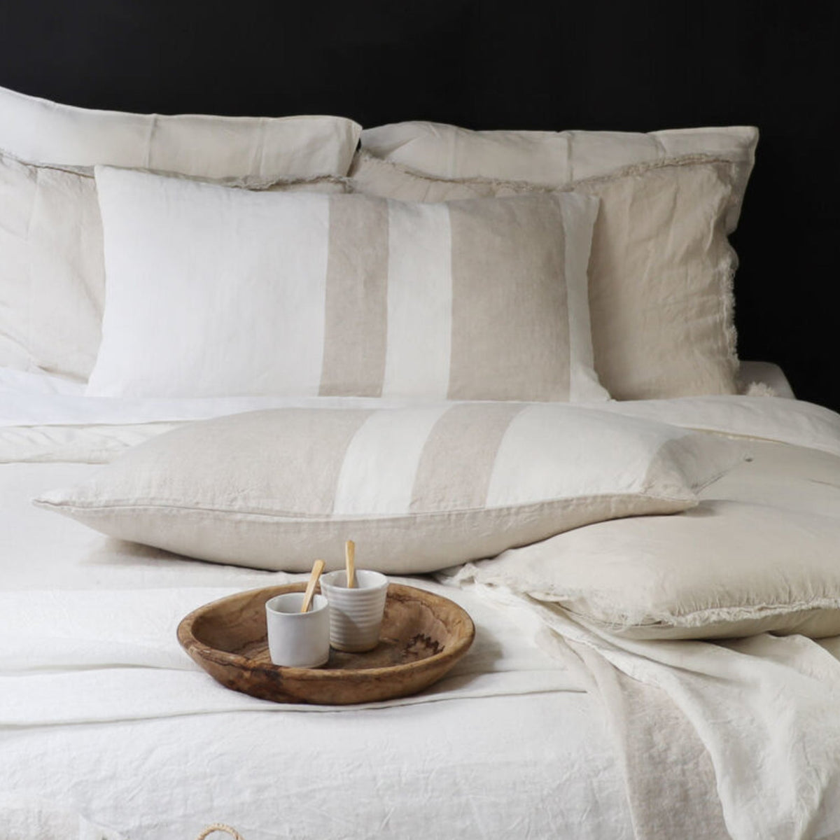 Linen Pillow Besos | Natural - Off-white | 50x90cm