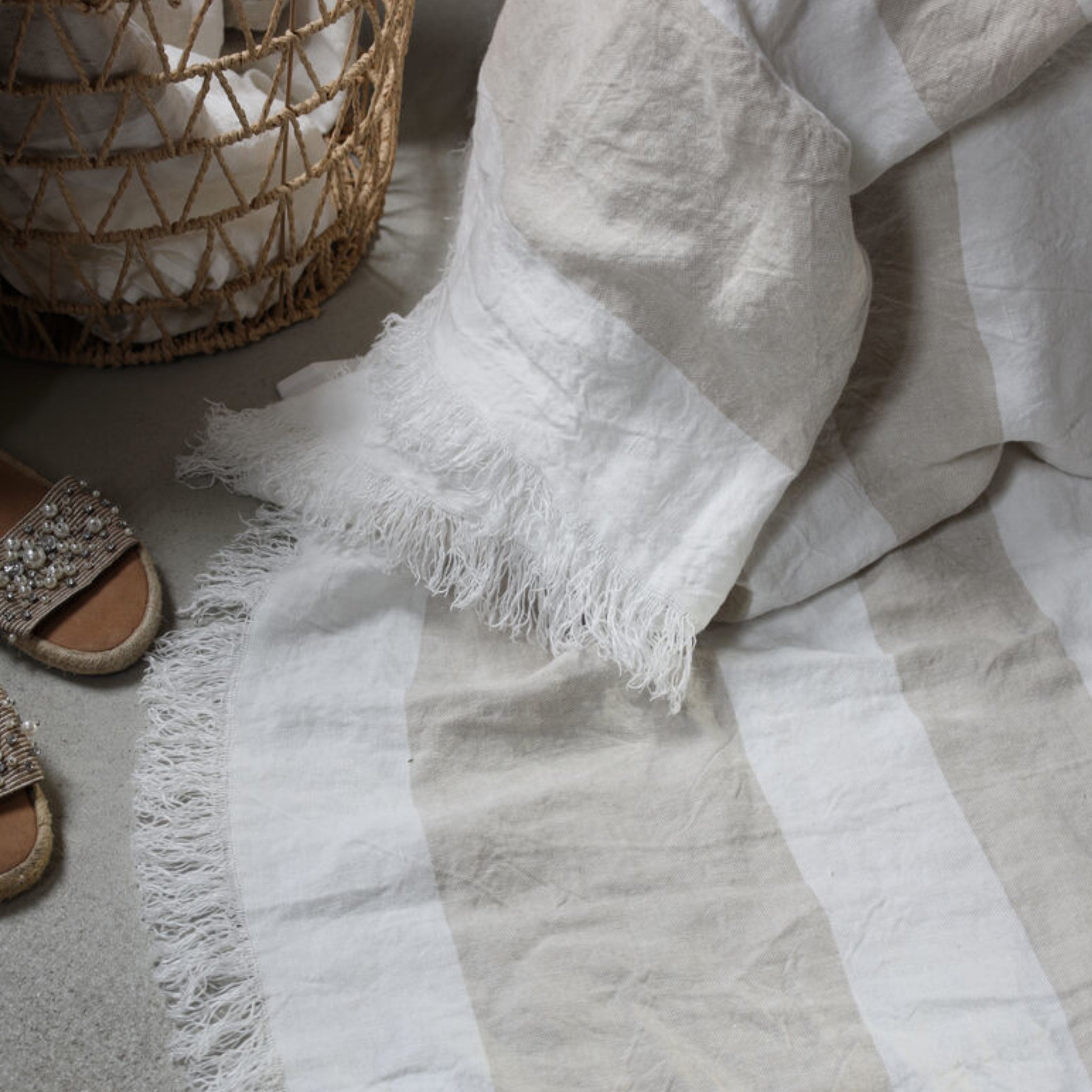 Linen Plaid Besos | Natural - Offwhite | 135x260cm