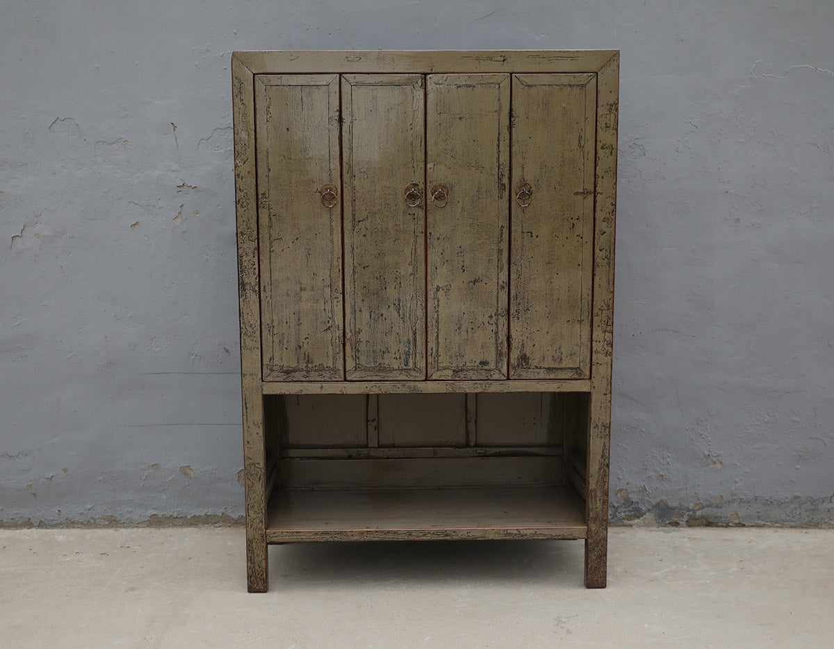 High-gloss cabinet – image 2