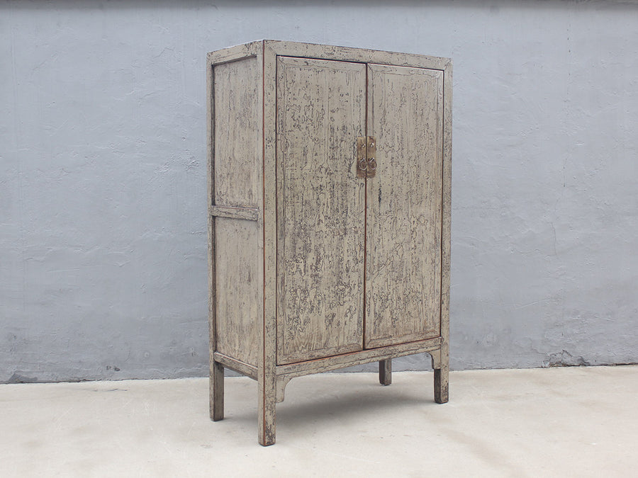 High-gloss cabinet