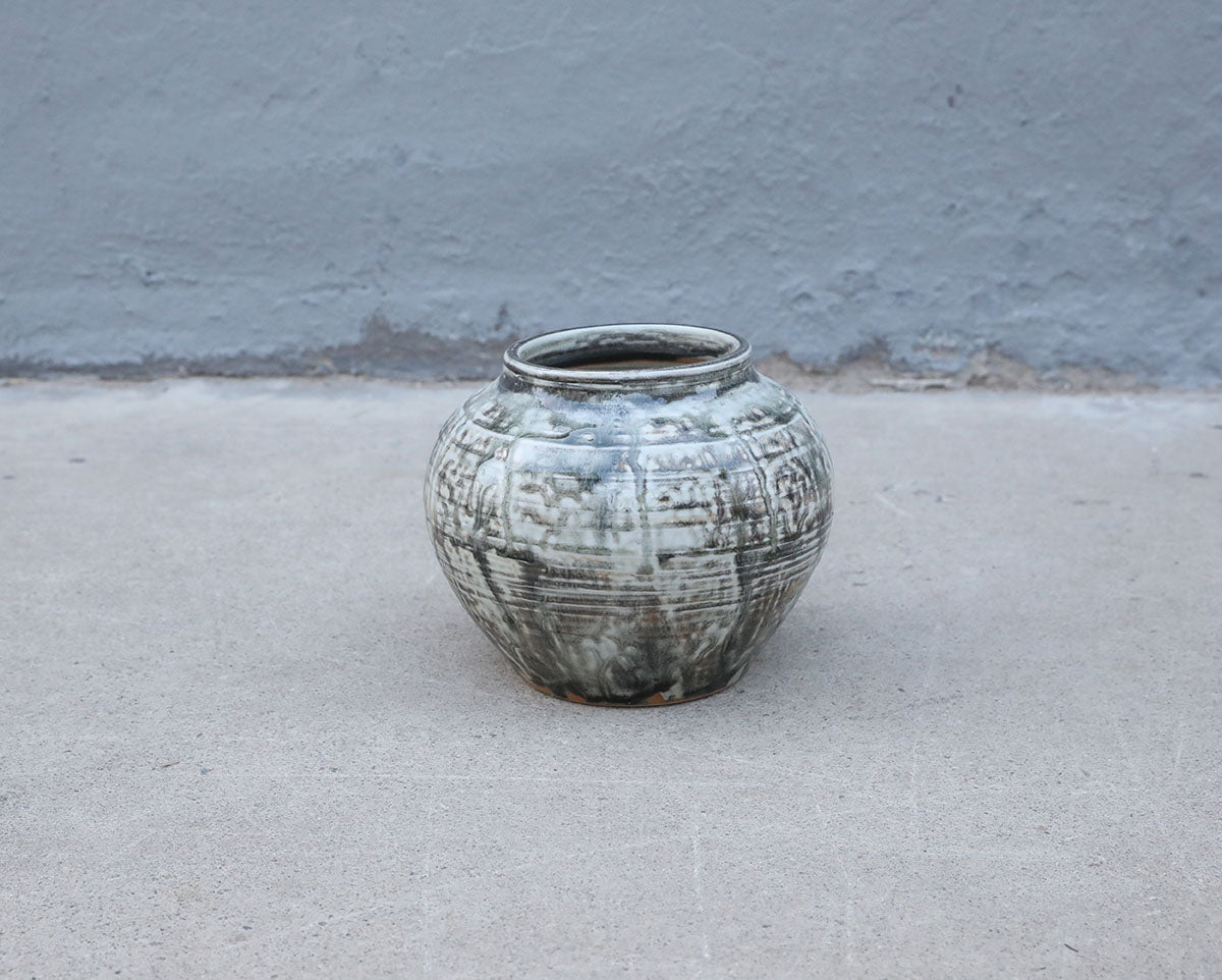 Stone pot