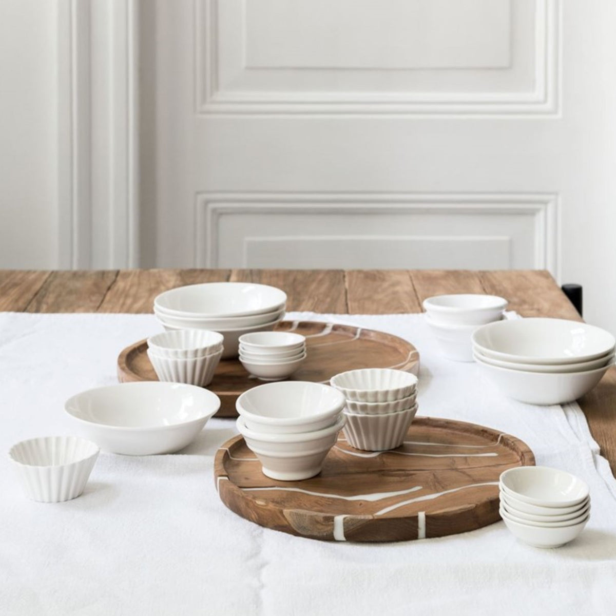 Teak Cream Tray Ø30cm & Ø35cm | Set of 2