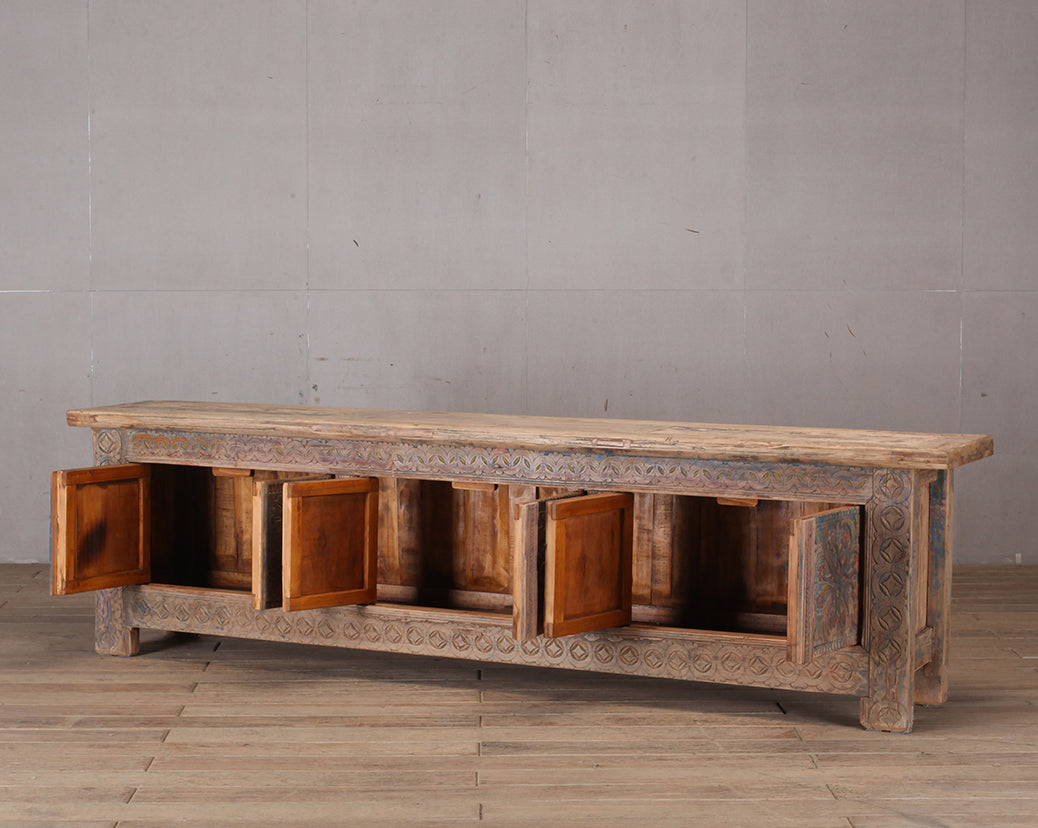 TV cabinet carving – image 2