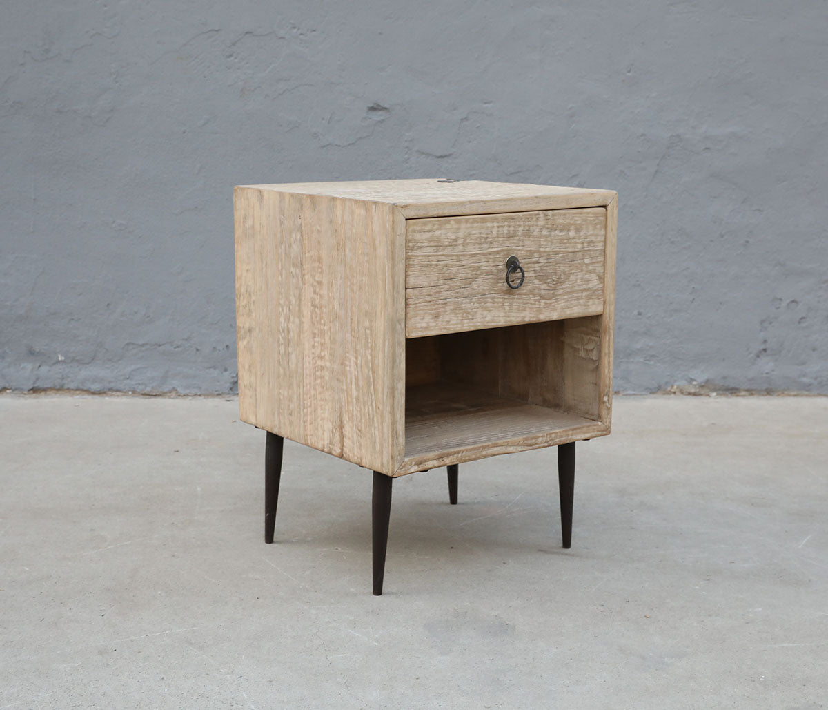 Bedside table pointed leg