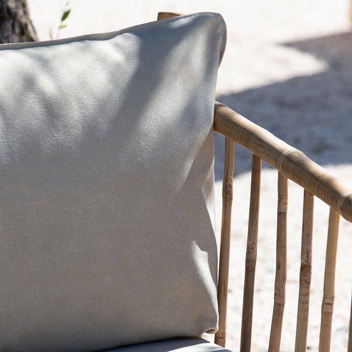 BAMBOO CHAIR | SAND CUSHION