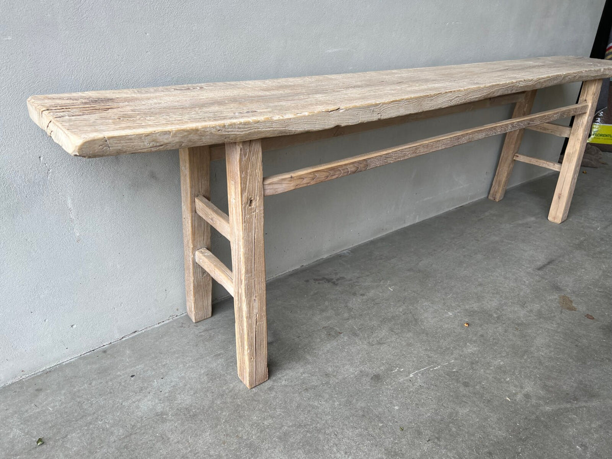 console table – image 2