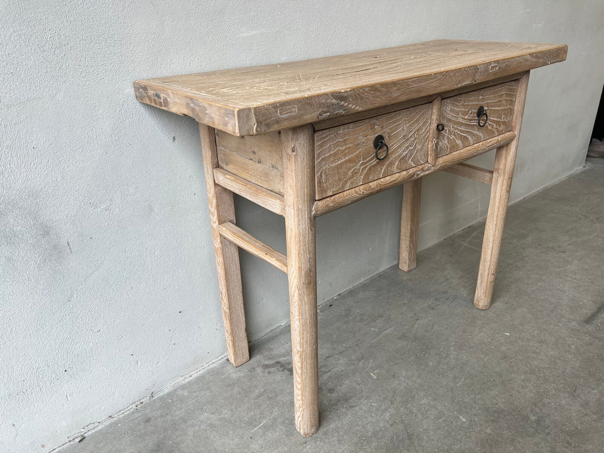 Console table – image 2