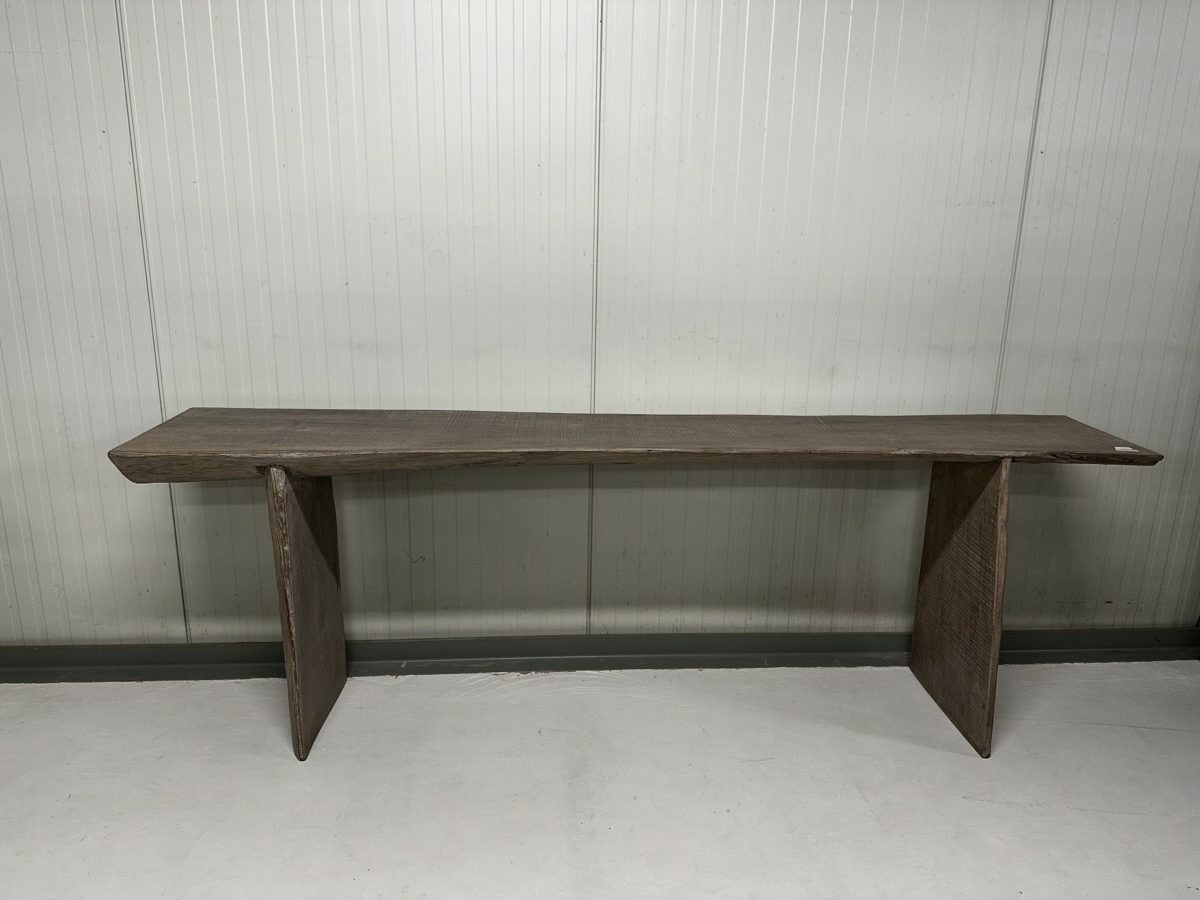 Console table – image 2