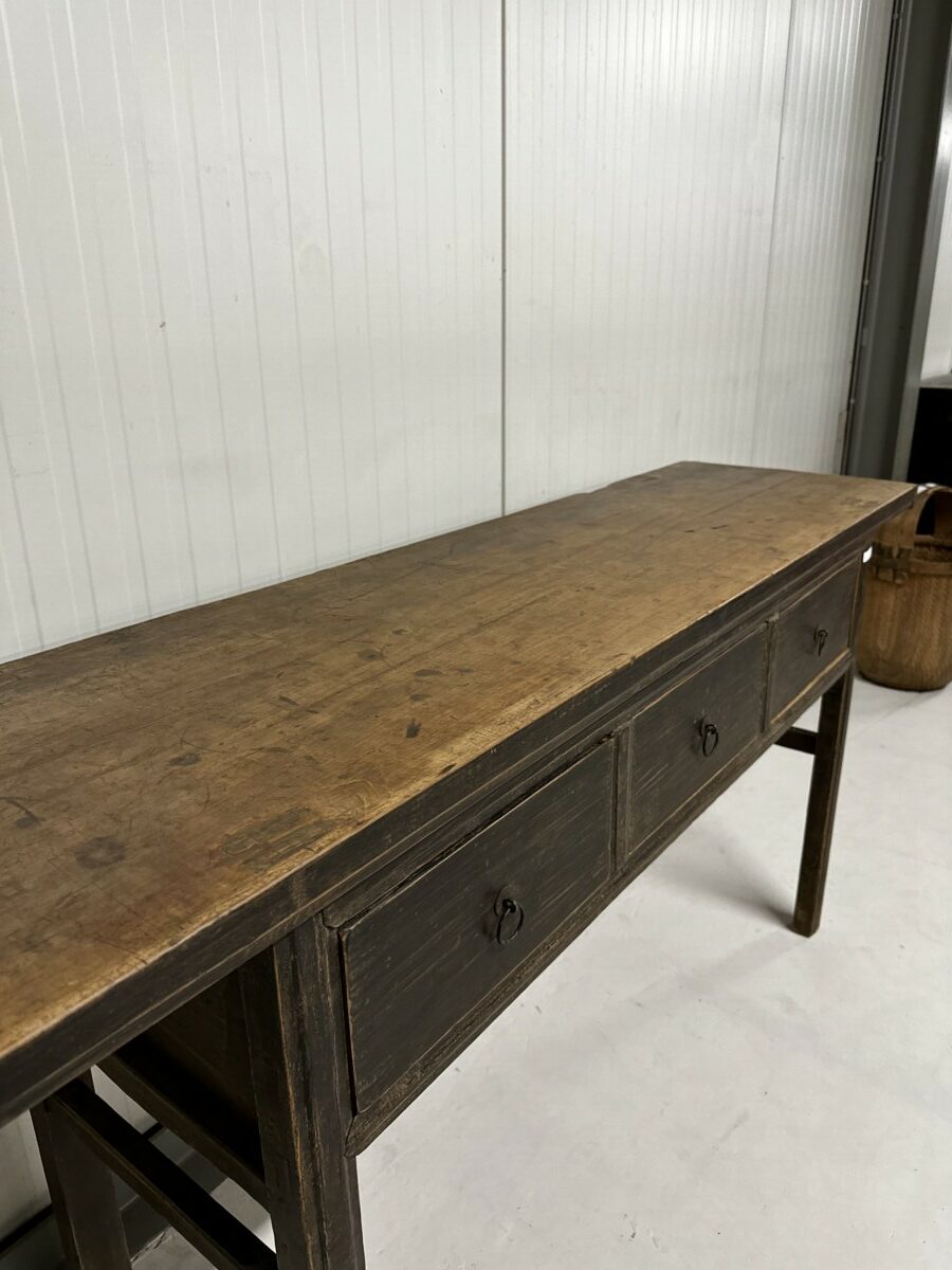 Console table – image 2