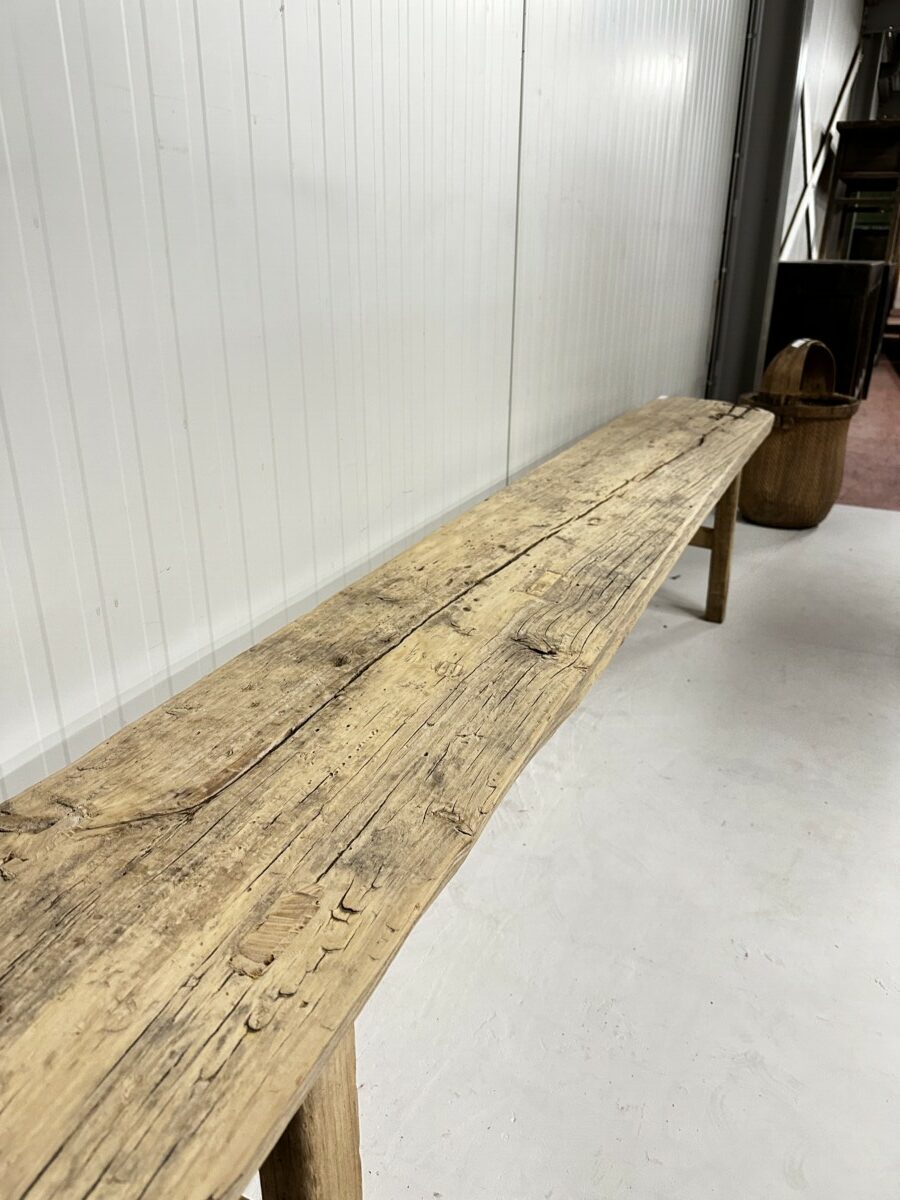 Bench – image 2